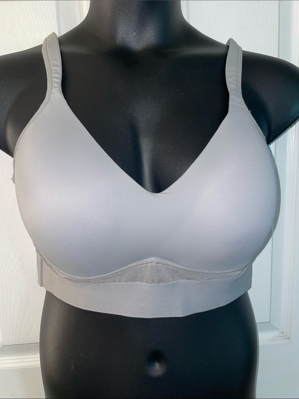 RHONDA SHEAR LT GRAY SATIN PADDED CUPS & STRAPS NO WITE COMFORT NO ROLL BAND BRA
